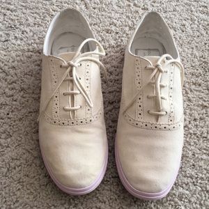 Cole Haan ivory suede oxfords w/ Grand OS soles